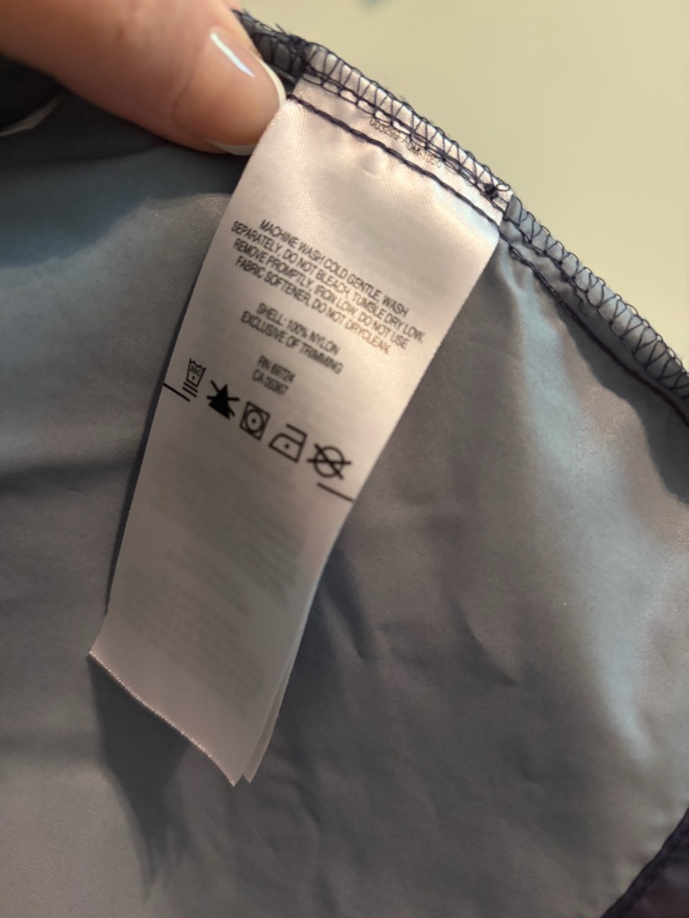 Columbia Navy Blue Hooded Windbreaker Jacket with pockets - Picture 9 of 10
